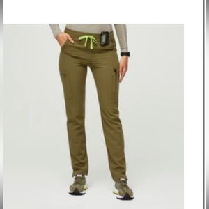 FIGS MARTINI OLIVE YOLA XL T